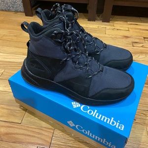 Columbia Sh/ft outdry waterproof